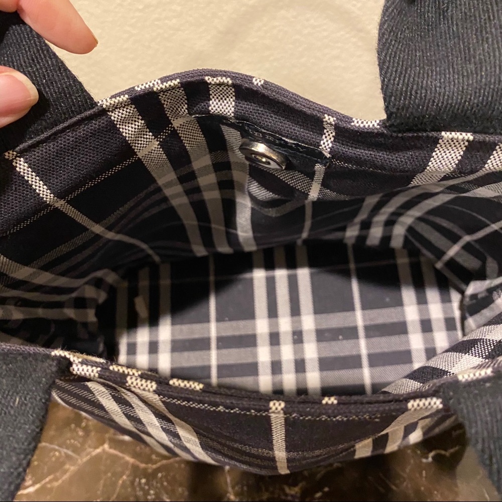 Vintage Y2K Burberry Black & White Woven‎ Fabric Rubber Bottom - Picture 5 of 5
